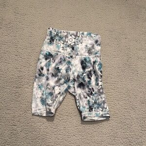Lululemon Align Short 8"
Kaleidofloral Multi size 2
